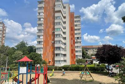 Apartament cu 2 camere decomandat în Decebal - 3