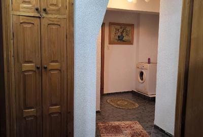 Apartament cu 3 camere decomandat în Central - 2