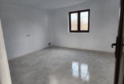 Casă individuală cu 5 camere cu Teren 2000 Mp în Moșteni - 7