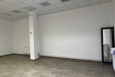Spațiu comercial, de 55 mp, în Țiglina 1 - 4