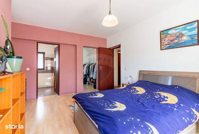 Casă cu 5 camere cu Teren 1097 Mp în Mogoșoaia - 4