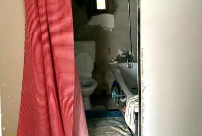 Se vinde casa la ?ara locuibila - 6