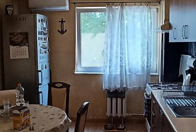 Apartament cu 3 camere decomandat în Iosia - 1