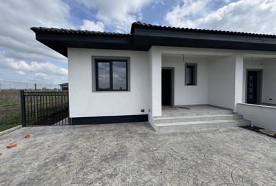 Duplex cu 3 camere în Săcălaz