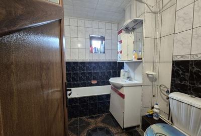 Apartament 2 camere, Rovinari, strada 22 Decembrie 1989 - 6
