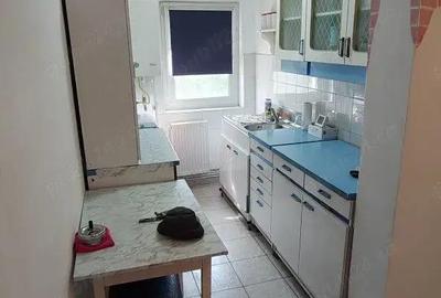 Apartament cu 2 camere, et3, zona Buziasului-AEM