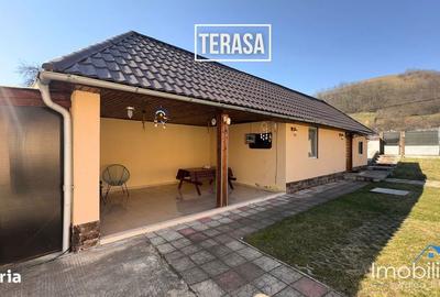 Casă cu 4 camere cu Teren 2700 Mp în Central - 5