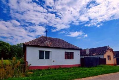 Casa de vanzare cu 3 camere in Jibert judetul Brasov - 3