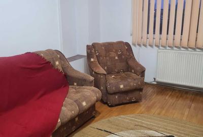 Apartament cu 3 camere decomandat în Nicolina - 8