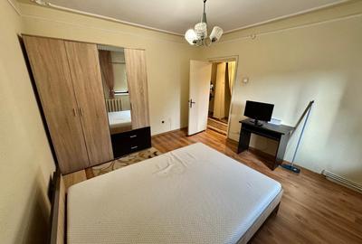 Centru, str. Arcu - Apartament 2 camere, spatios, decomandat, etaj 1 + boxa - 9