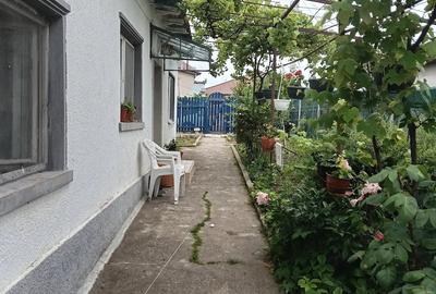 Casă cu 5 camere cu Teren 548 Mp în Eforie - 3
