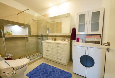 Apartament cu 3 camere decomandat, mobilat în Central - 18