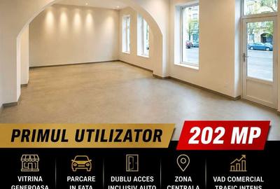 Spațiu comercial, de 202 mp, în Central - 3