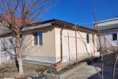 Casă cu 4 camere în Lețcani - 2