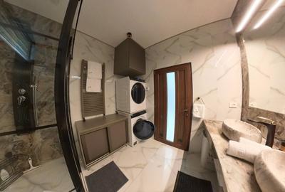 Casa din Categoria Lux - cu 6 camere - Jacuzzi si 2 saune + garaj - 7