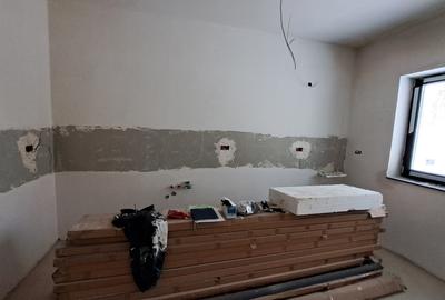 Casă cu 5 camere cu Canalizare în Bucureștii Noi - 20