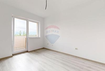 Apartament cu 2 camere semidecomandat în Sânpetru - 9