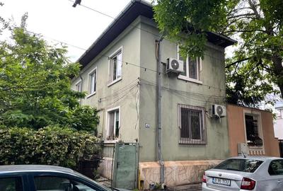 Casa de I 7 camere I 1 Mai - 1