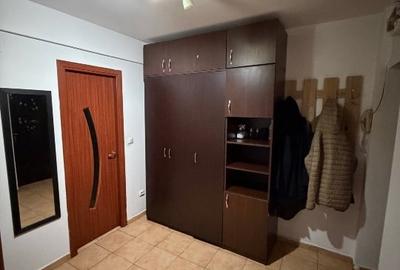 Apartament cu 3 camere decomandat, mobilat în Craiovița Nouă - 11