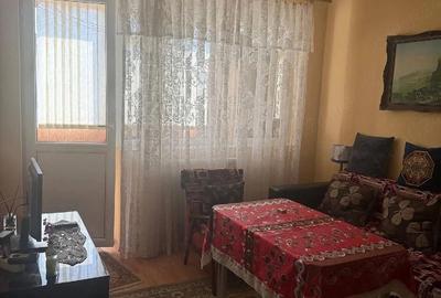 Apartament cu 2 camere semidecomandat în Țiglina 2