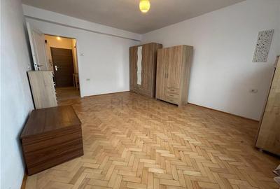 Garsonieră decomandată, mobilată în Bălcescu - 2
