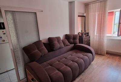 Garsoniera decomandata Vidin, etaj 1, mobilat utilata. - 2