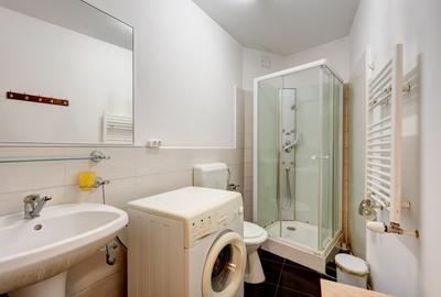 Apartament cu 2 camere decomandat în Universitate - 4