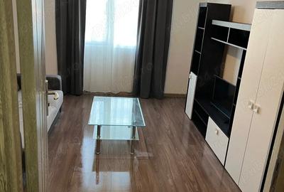 Garsonieră decomandată în Central - 9