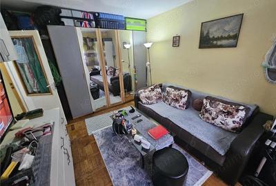 Garsonieră decomandată în Calea Caransebeșului