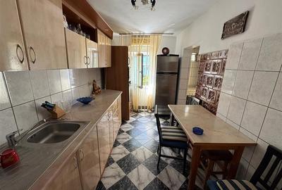 Apartament 2 camere, 54mp, etaj 4 cu acoperis - Central - - 2