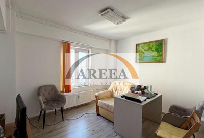 Apartament cu 3 camere decomandat în Calea Călărașilor - 5