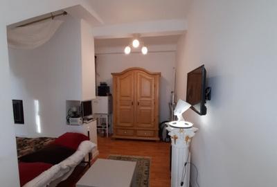 Inchiriere garsoniera amenajata vintage, zona ultracentrala - 1