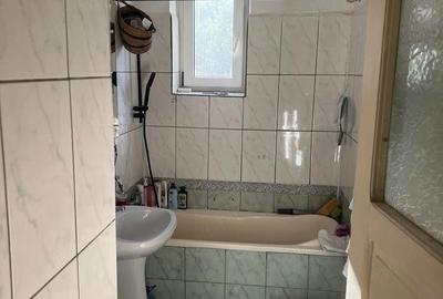 Apartament cu 2 camere decomandat în Rovine - 3