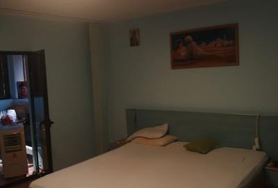 Casă cu 4 camere în Nicolae Bălcescu - 1