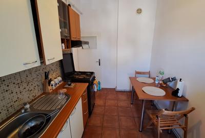 APARTAMENT 2 CAMERE IN BLOC DE 2 ETAJE - 21