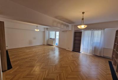Apartament cu 3 camere decomandat în Universitate - 4