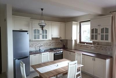 Apartament cu 3 camere decomandat în Europa - 1