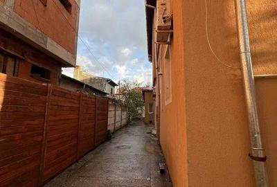 Casă individuală cu 11 camere cu Canalizare în Domenii - 2