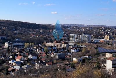 Casă cu 7 camere cu Canalizare în Bucium - 2