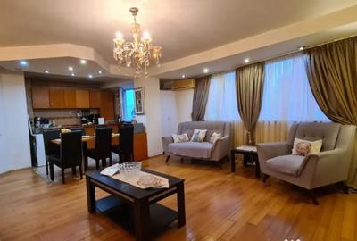 Casă cu 7 camere cu Teren 300 Mp în Mihai Bravu - 12