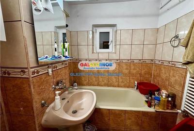 VANZARE APARTAMENT 3 CAMERE DECOMANDAT ZONA MIHAI BRAVU, PLOIESTI - 11