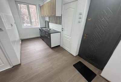 Apartament cu 2 camere decomandat în Central - 3