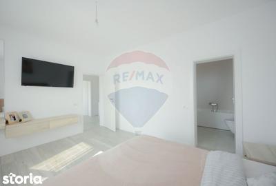 Casă cu 4 camere cu Teren 500 Mp în Nojorid - 2