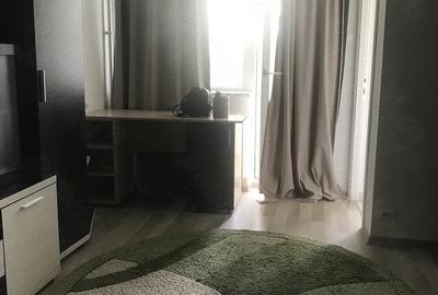 Garsonieră semidecomandată în Apărătorii Patriei - 2
