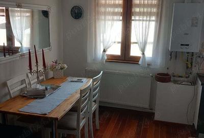 Apartament cu 3 camere semidecomandat în Central - 1