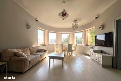 Apartament cu 3 camere în Central - 2