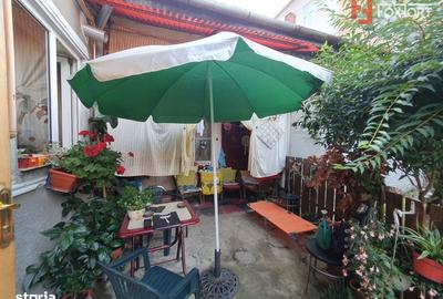 Apartament cu 3 camere nedecomandat, mobilat în Central - 11