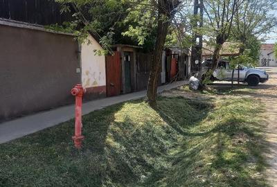 Casă cu 3 camere cu Teren 900 Mp în Est