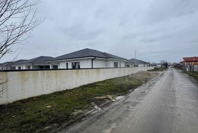 Casă cu 4 camere în Exterior Vest - 6