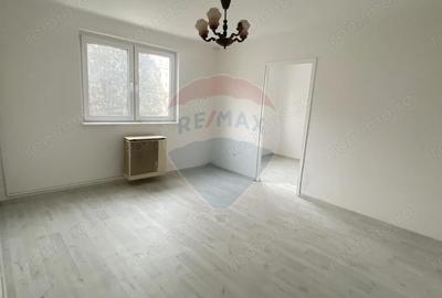 Apartament cu 3 camere semidecomandat în Nord - 2